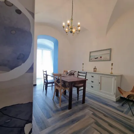 Casa Azzurra * Imperia