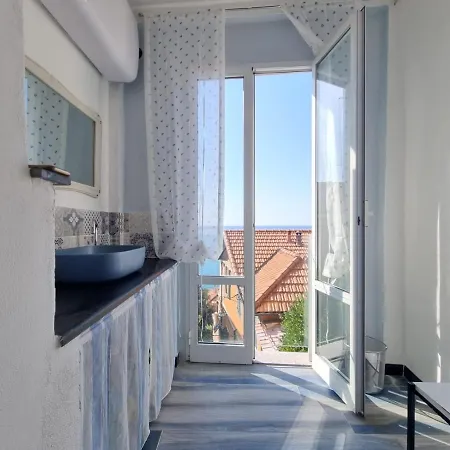 Casa Azzurra * 因佩里亚